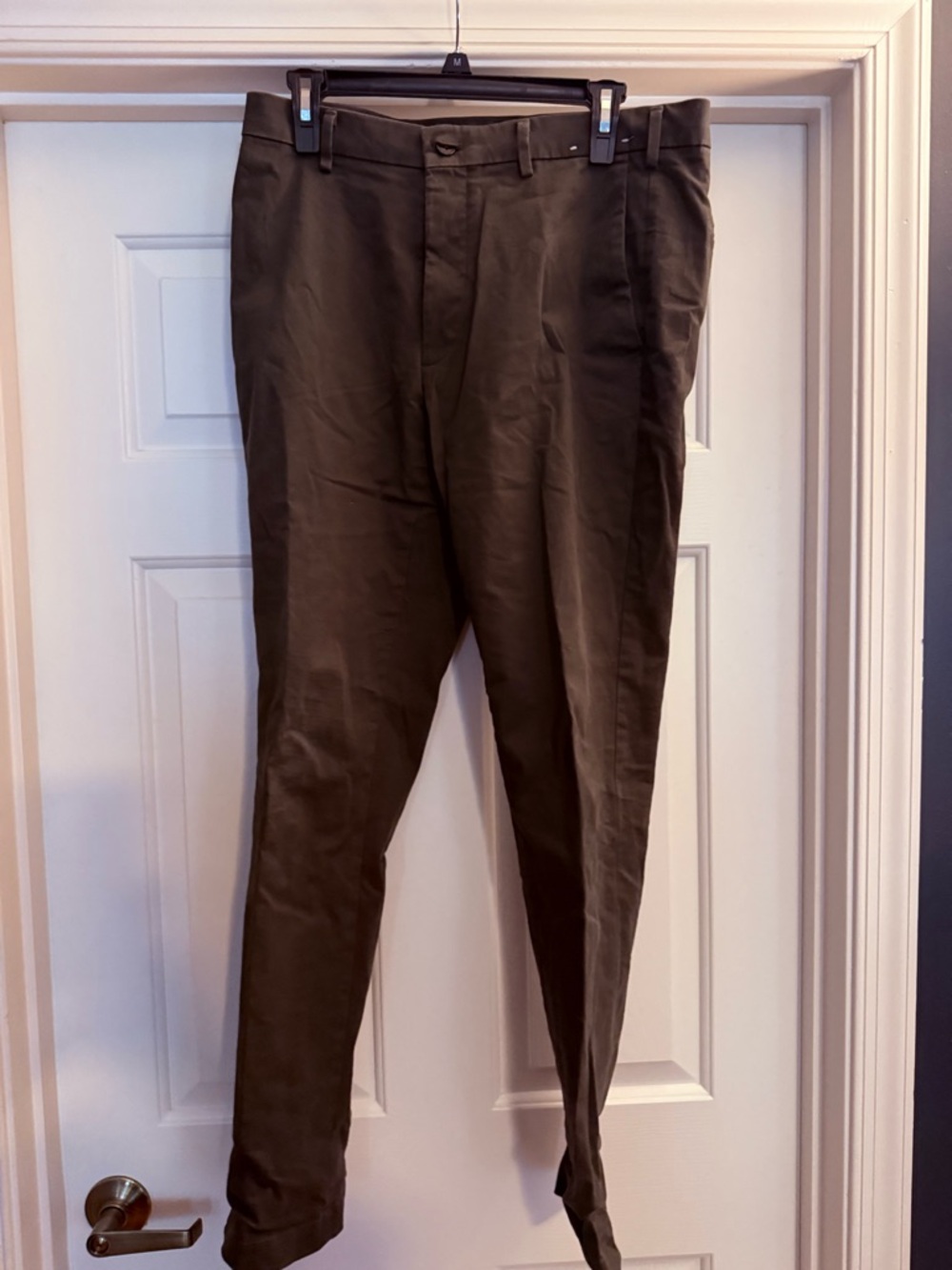 Uniqlo Men's Olive Dress Pants - Straight Trousers
